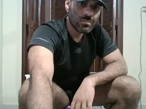 Snapshot of MILITARS chatting on February 13, 4:11 am MILITARS online show from February 13, 4:11 am