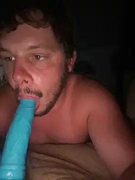 Sluttyspunguy online show from April 12, 3:53 am