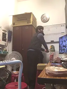 o0-69o online show from February 12, 9:42 am