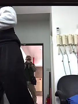 o0-69o online show from December 23, 1:40 am