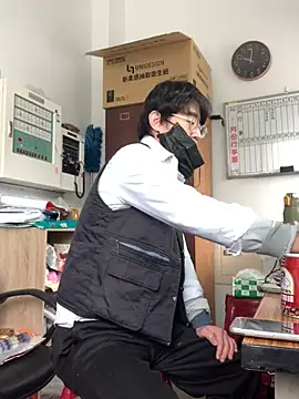 o0-69o online show from February 8, 2:04 am