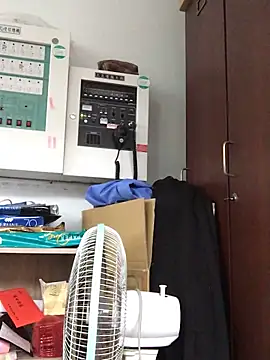 o0-69o online show from February 3, 9:19 am