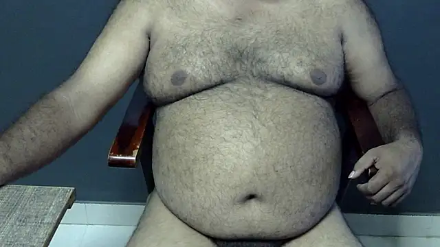 Snapshot of hairysubcub_70 chatting on September 11, 7:07 am hairysubcub 70 online show from September 11, 7:07 am