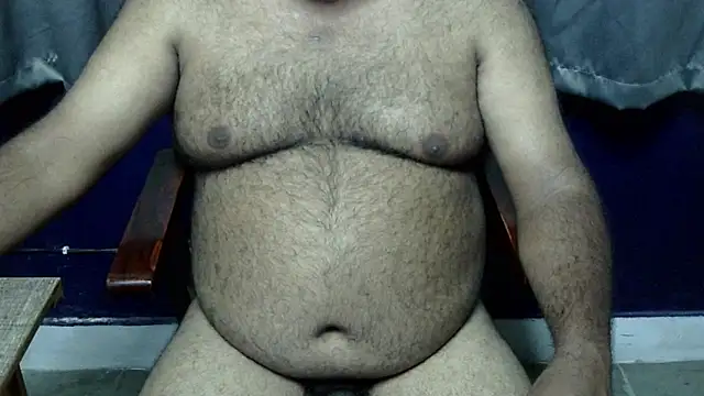 Snapshot of hairysubcub_70 chatting on October 17, 4:44 pm hairysubcub 70 online show from October 17, 4:44 pm