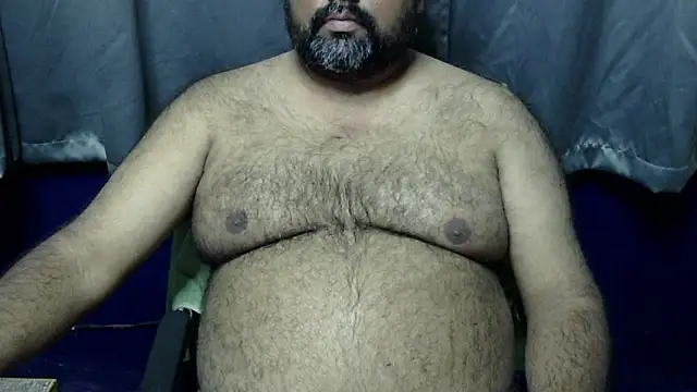 Snapshot of hairysubcub_70 chatting on December 27, 3:49 pm hairysubcub 70 online show from December 27, 3:49 pm