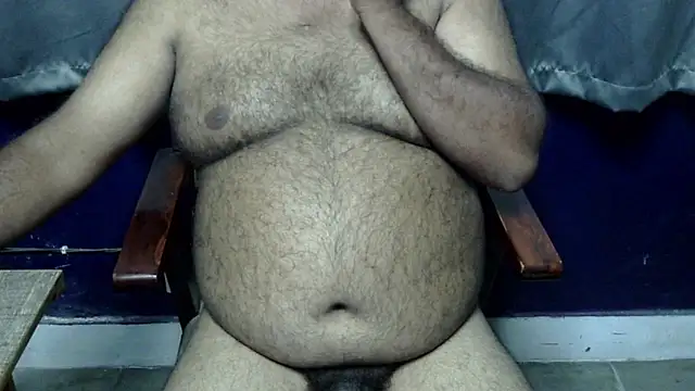 Snapshot of hairysubcub_70 chatting on October 13, 12:55 pm hairysubcub 70 online show from October 13, 12:55 pm