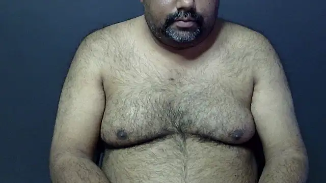 Snapshot of hairysubcub_70 chatting on March 3, 6:56 am hairysubcub 70 online show from March 3, 6:56 am