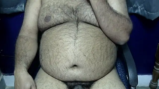 Snapshot of hairysubcub_70 chatting on January 19, 7:26 pm hairysubcub 70 online show from January 19, 7:26 pm