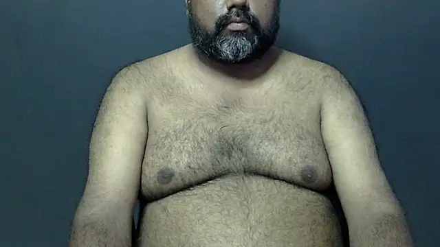Snapshot of hairysubcub_70 chatting on September 10, 7:07 am hairysubcub 70 online show from September 10, 7:07 am