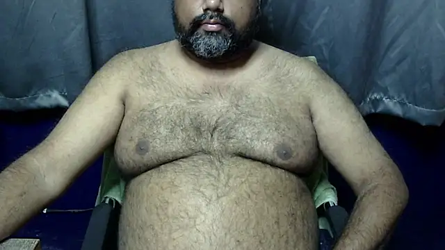 Snapshot of hairysubcub_70 chatting on January 8, 5:16 am hairysubcub 70 online show from January 8, 5:16 am