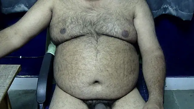 Snapshot of hairysubcub_70 chatting on January 3, 3:55 pm hairysubcub 70 online show from January 3, 3:55 pm