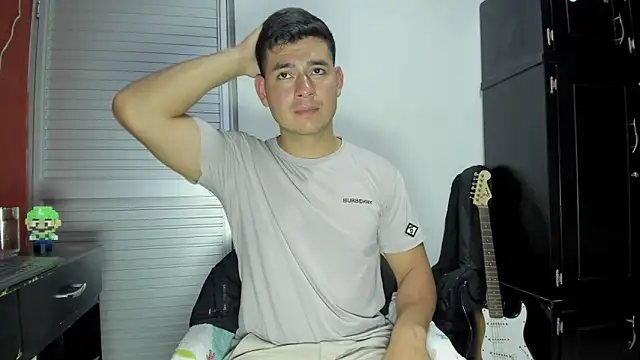 VincentSavage online show from February 9, 7:24 am