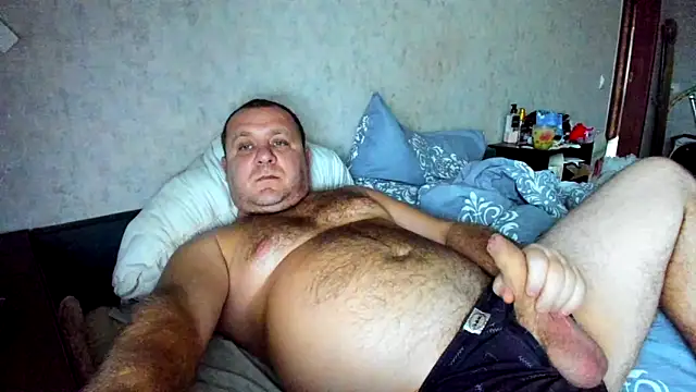 Snapshot of xxrokixxx chatting on December 11, 10:37 am xxrokixxx online show from December 11, 10:37 am