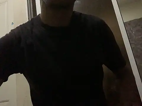 Snapshot of domigoodguy chatting on February 25, 7:58 pm domigoodguy online show from February 25, 7:58 pm