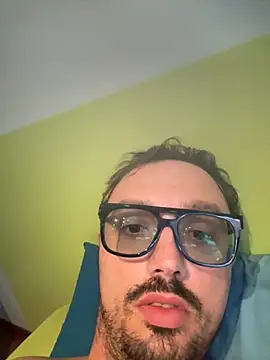 Snapshot of minga1995 chatting on October 5, 11:36 am minga1995 online show from October 5, 11:36 am