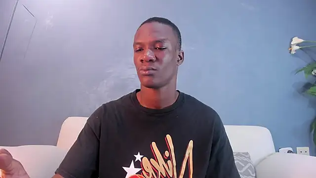 Snapshot of martin_killer chatting on January 20, 1:28 am martin killer online show from January 20, 1:28 am