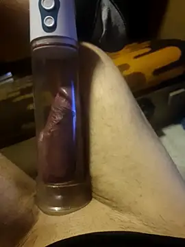 slamyke0 online show from March 22, 5:01 am