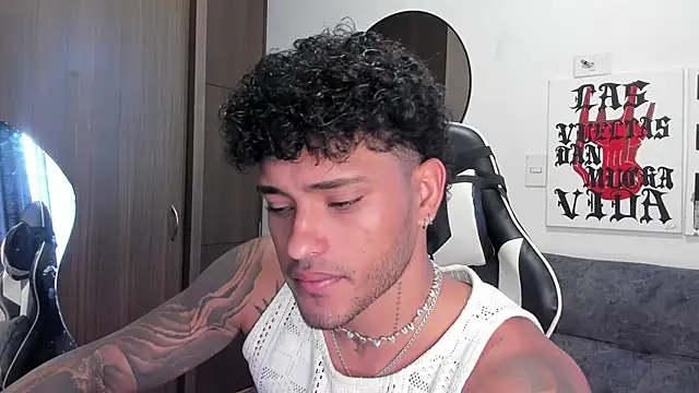 Alessandro Vanni online show from December 16, 12:34 pm