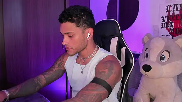 Alessandro Vanni online show from June 24, 2:09 pm