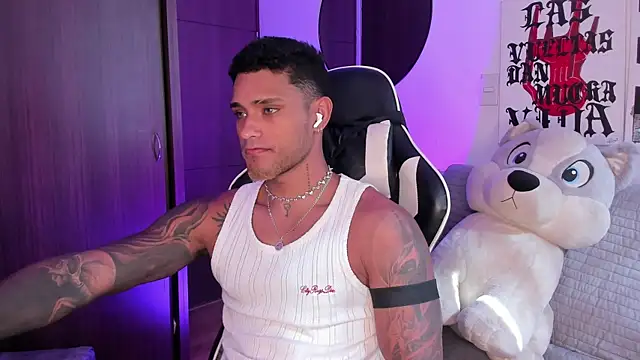 Alessandro Vanni online show from June 20, 1:38 pm