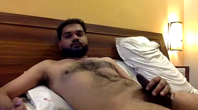 Snapshot of mynastyfuckerr chatting on February 18, 11:33 am mynastyfuckerr online show from February 18, 11:33 am