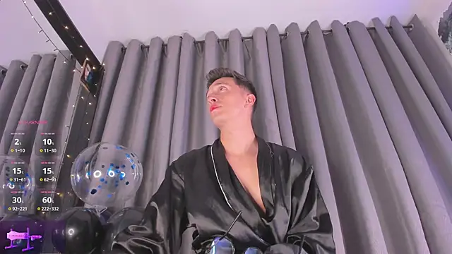 Thiago jones online show from November 19, 10:31 pm