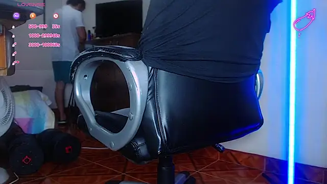 --mAk-- online show from October 15, 2:24 pm