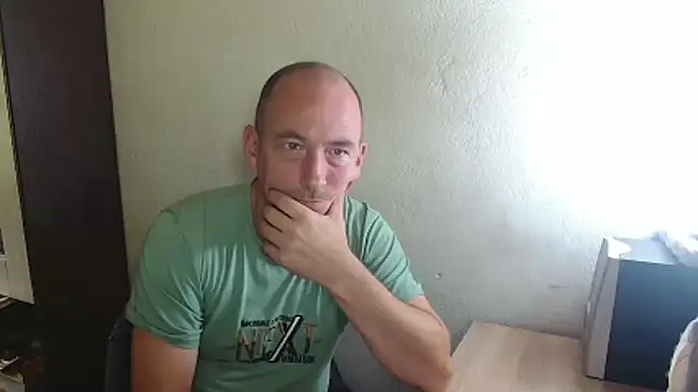 Johan   Barker online show from October 22, 12:53 pm