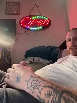 Snapshot of CLoSpunkmeyer69 chatting on February 18, 1:00 pm CLoSpunkmeyer69 online show from February 18, 1:00 pm