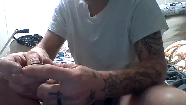 Snapshot of CLoSpunkmeyer69 chatting on March 3, 5:23 pm CLoSpunkmeyer69 online show from March 3, 5:23 pm
