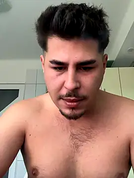 MvM58955050 online show from November 3, 7:01 am