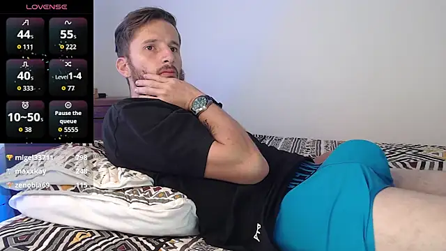 horse man2 online show from April 25, 1:41 pm