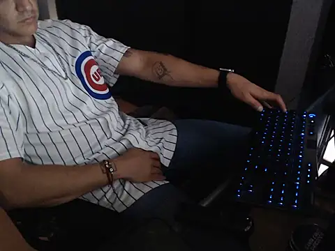 GruesoMexico online show from April 3, 11:12 pm