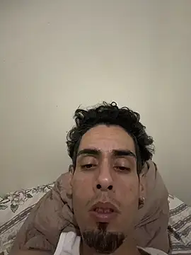 Rosecock69 online show from May 2, 3:31 am