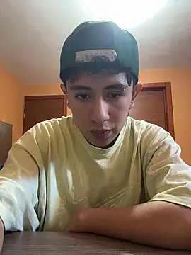 Feli123A online show from November 20, 6:40 pm