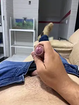 urielpereira online show from April 22, 10:03 pm