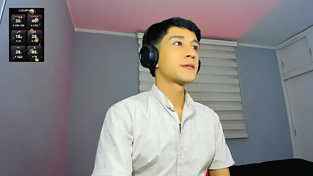 tom Howard online show from October 29, 5:10 am