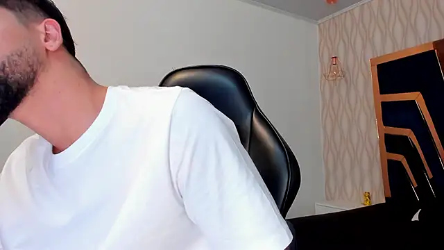 Petesevans online show from February 6, 12:07 am