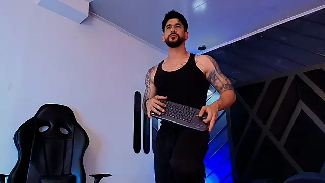 Petesevans online show from April 20, 11:18 pm