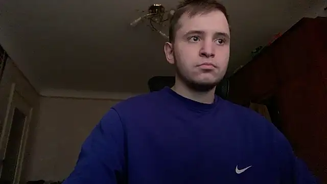 Snapshot of sweaticeboy chatting on March 12, 7:46 am sweaticeboy online show from March 12, 7:46 am