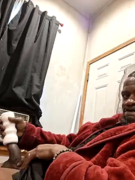 Maculine Stayr online show from March 1, 5:12 pm