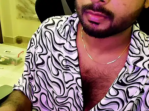Snapshot of SHENOY3 chatting on September 24, 2:59 pm SHENOY3 online show from September 24, 2:59 pm