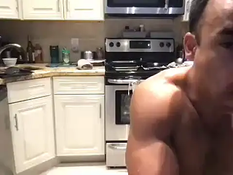Snapshot of BigGuyMuscle chatting on March 12, 10:17 pm BigGuyMuscle online show from March 12, 10:17 pm
