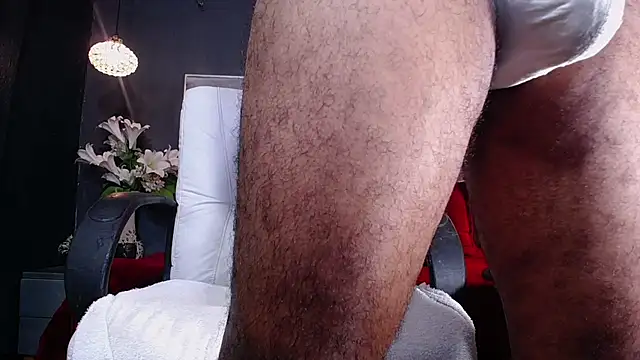 Snapshot of liam_howard chatting on October 10, 9:07 pm liam howard online show from October 10, 9:07 pm