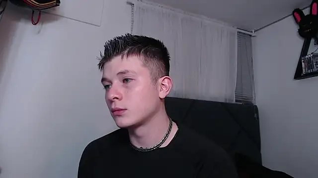 MathewCollin online show from January 9, 10:26 pm