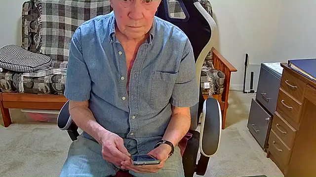 jimmy d47 online show from April 11, 7:39 pm