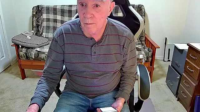 jimmy d47 online show from April 25, 7:00 pm