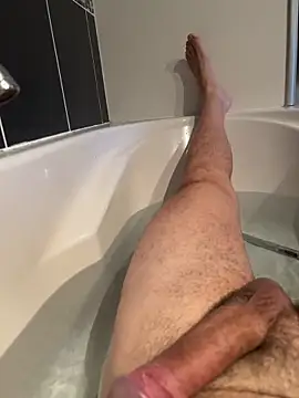 jym63 online show from December 22, 10:34 am