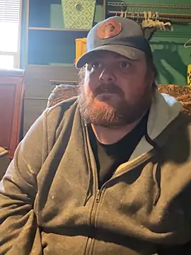 Snapshot of fatdickdaddy448 chatting on January 17, 2:18 pm fatdickdaddy448 online show from January 17, 2:18 pm