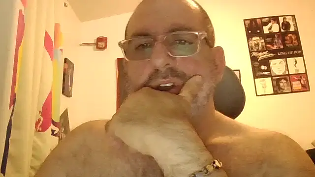 PaulBear777 online show from October 6, 4:50 am